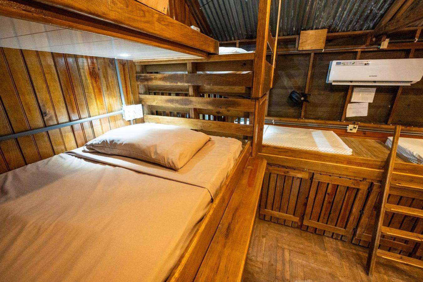 Skully's House Lodge